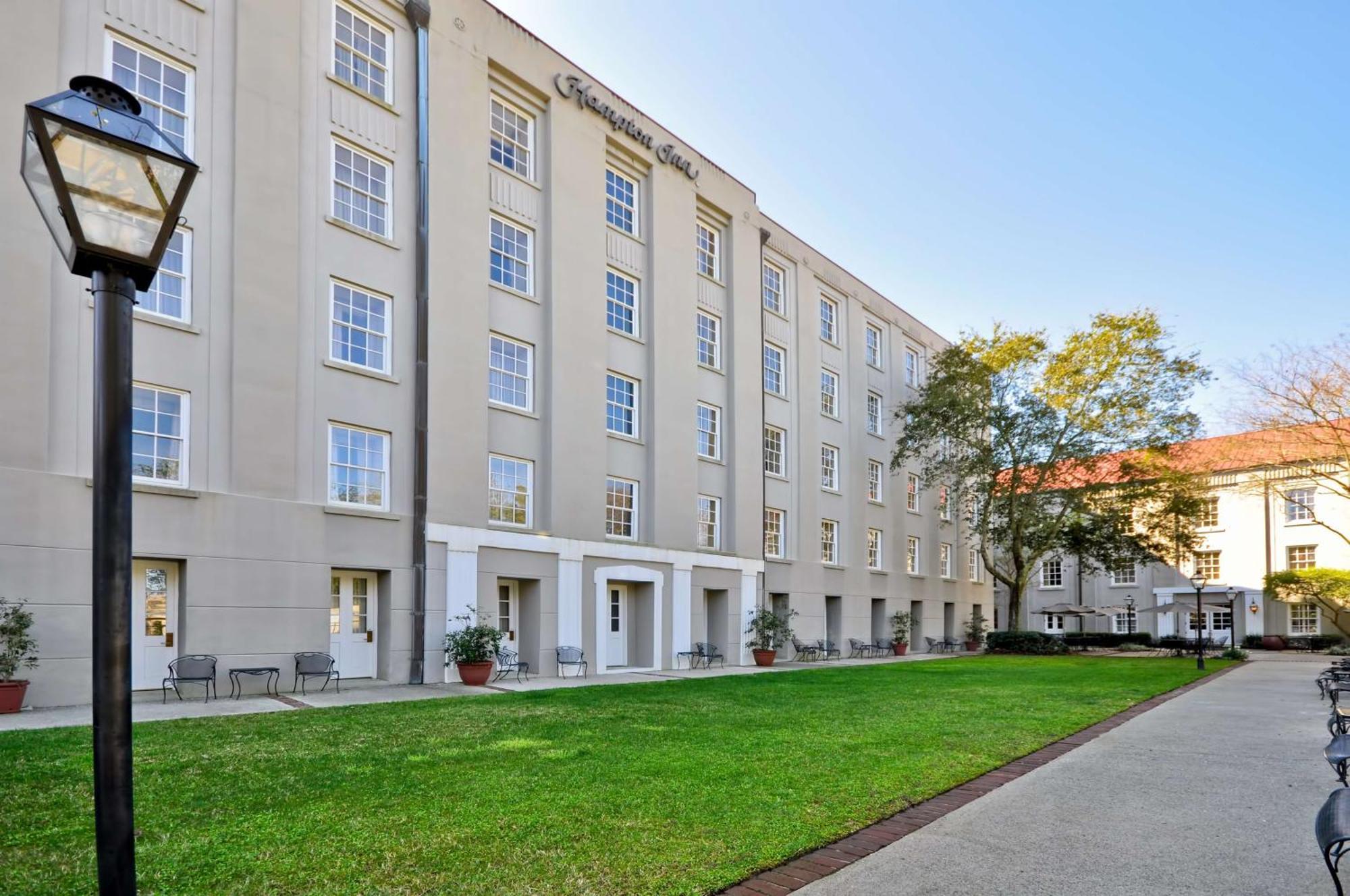 Hampton Inn Charleston-Historic District Экстерьер фото